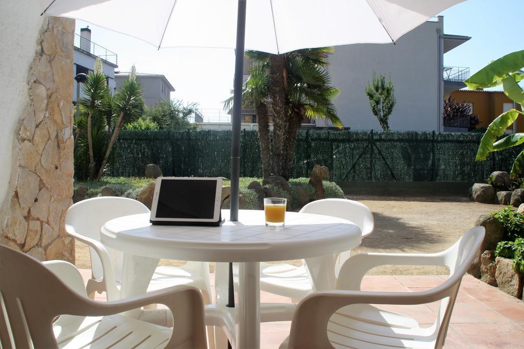 Apartaments Margarita Sabina Pinell Platja d'Aro Dış mekan fotoğraf