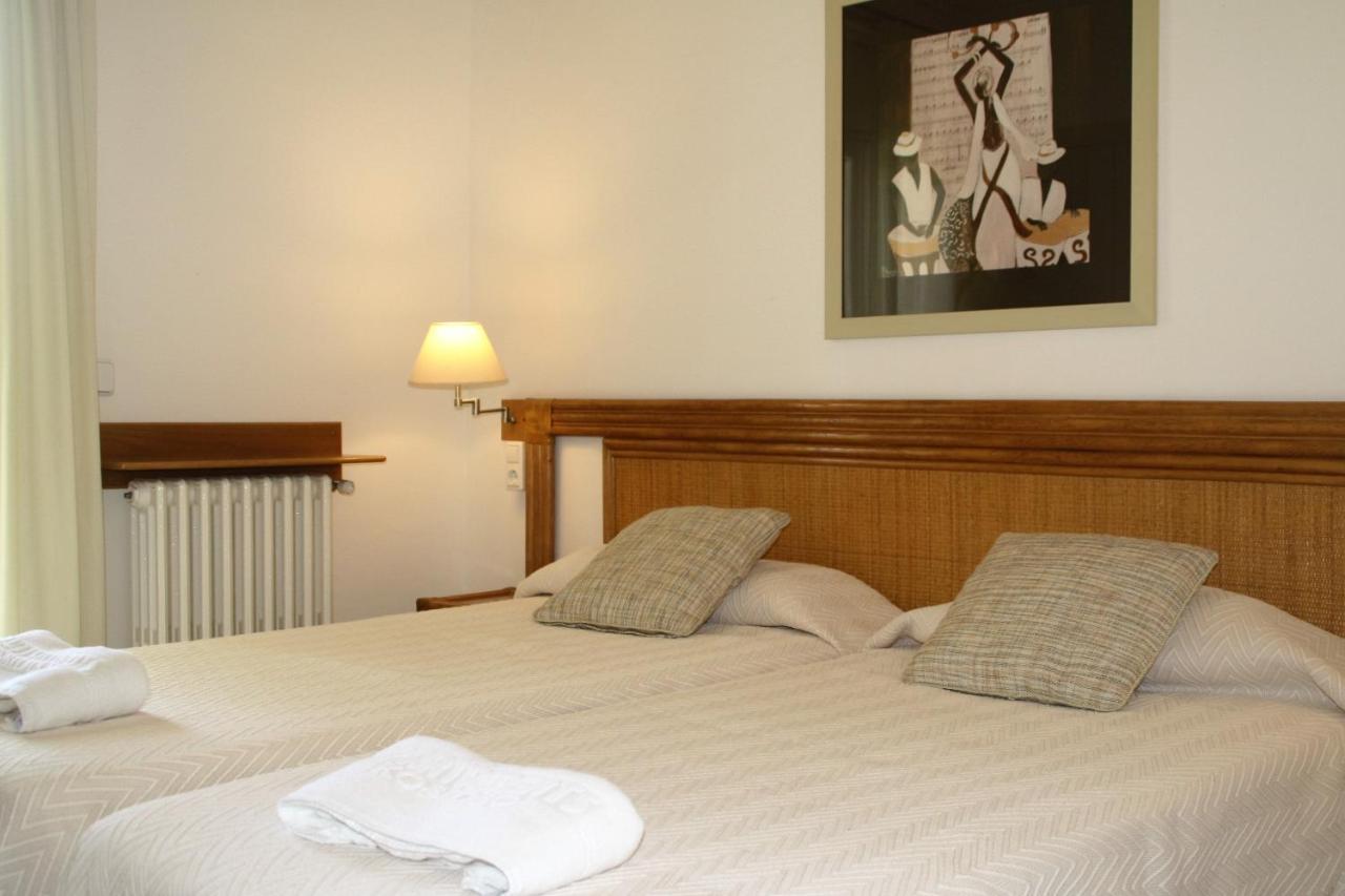 Apartaments Margarita Sabina Pinell Platja d'Aro Dış mekan fotoğraf